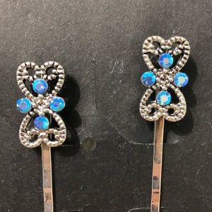 Beautiful Bobbie pair Ice Blue